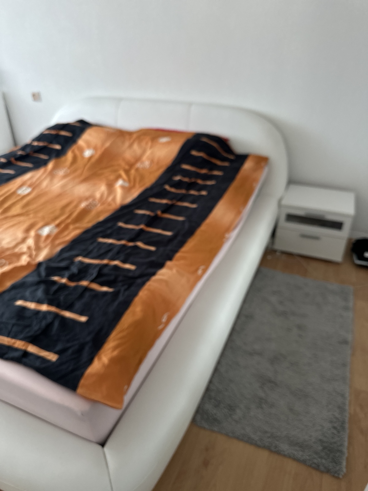 Wegen Auswandern Schlafzimmern zuVerkaufen – Vorschaubild 2