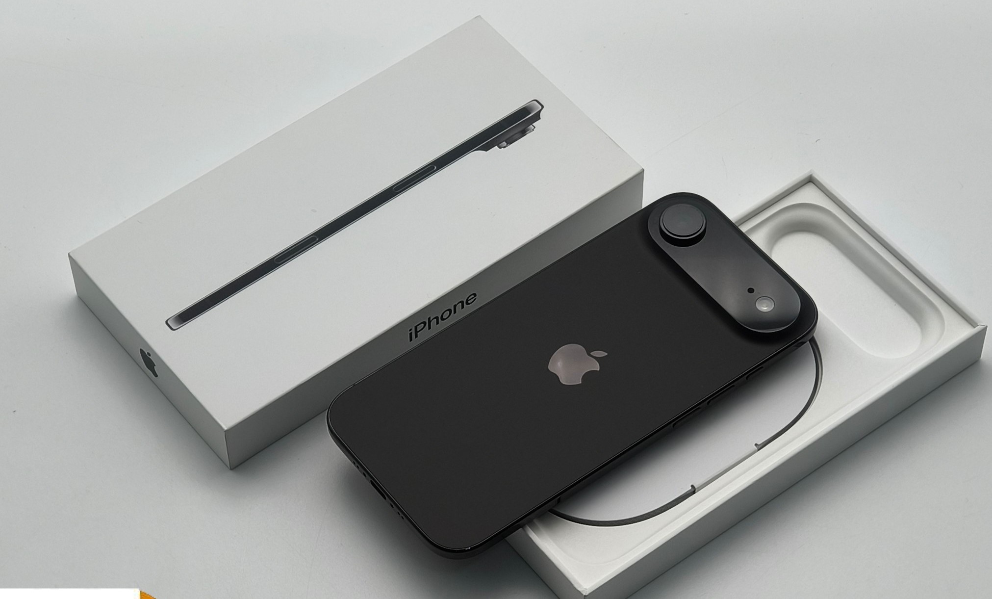 Apple iPhone 17 Pro Max, iPhone 17 Pro, iPhone 17, iPhone Air – Vorschaubild 8