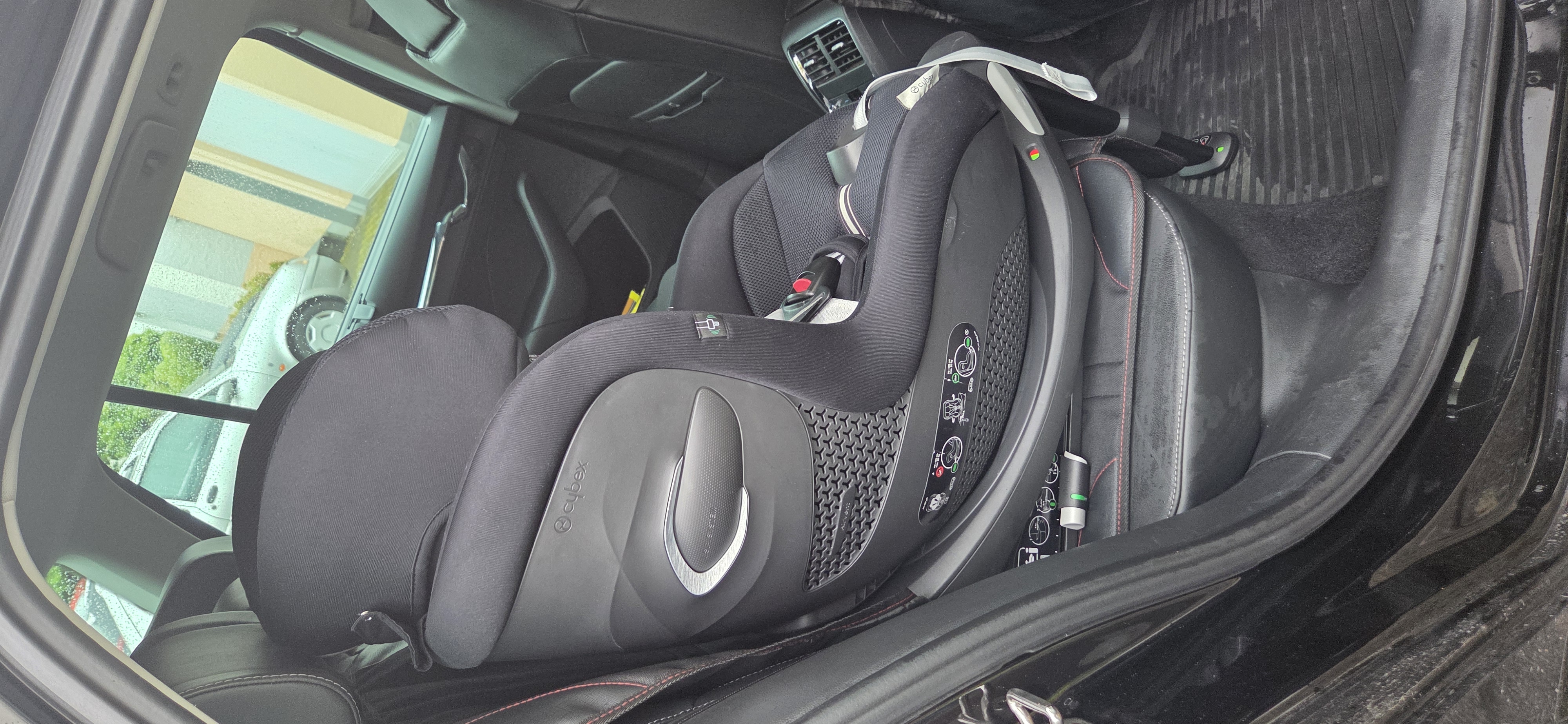 Cybex Sirona Gi i-Size Plus „Moon Black“ "isofix" unfallfrei – Vorschaubild 4