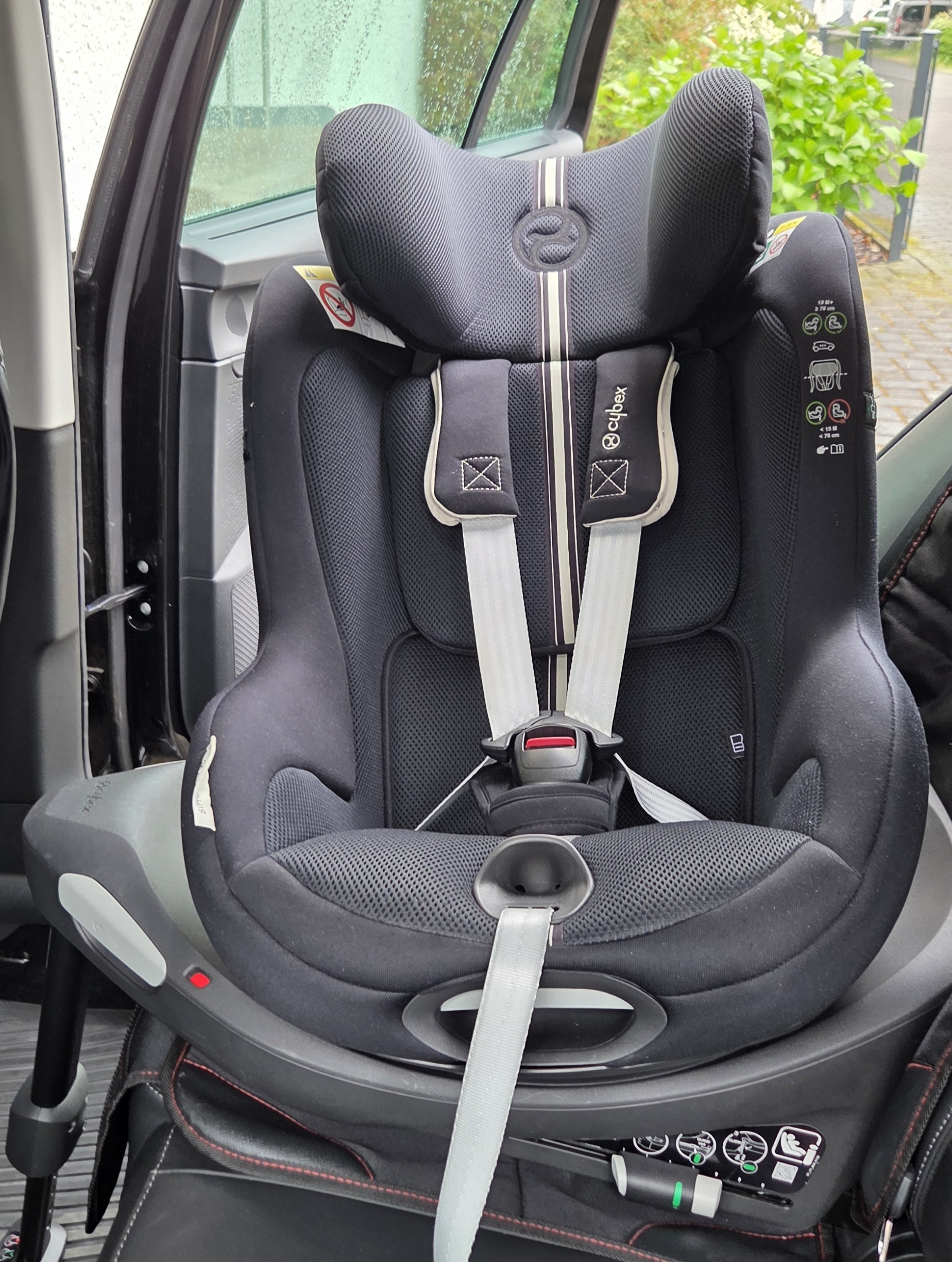 Cybex Sirona Gi i-Size Plus „Moon Black“ "isofix" unfallfrei – Bild 1